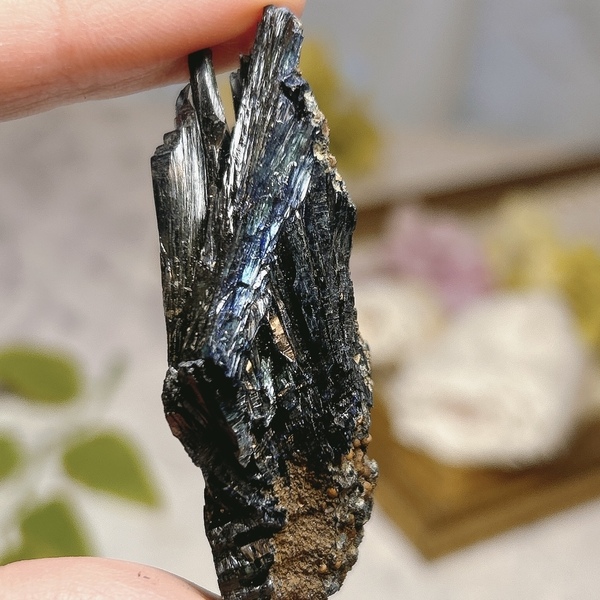 【E7996】藍鉄鉱 Vivianite ビビアナイト ヴィヴィアナイト 天然石 原石 鉱物 パワーストーン