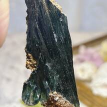 【E7997】藍鉄鉱 Vivianite ビビアナイト ヴィヴィアナイト 天然石 原石 鉱物 パワーストーン_画像5