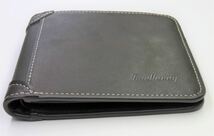 二つ折りメンズ財布、コンパクト男性財布、定期入れポケットあり、新品、当日発送（黒灰色）_画像8