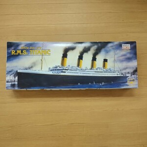 NR717 プラモデル タイタニック号 R.M.S.TITANIC 1/350TH スケール MINICRAFT MODELKITS Length 30.24 768mm 船 