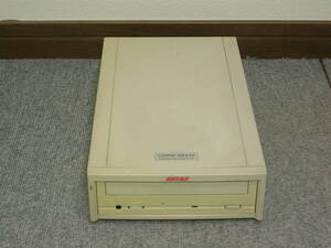 BUFFALO　SCSI　外付けCD-RWドライブ　CDRW-S8432　読書き動作未チェックにつきジャンクで(2011d)