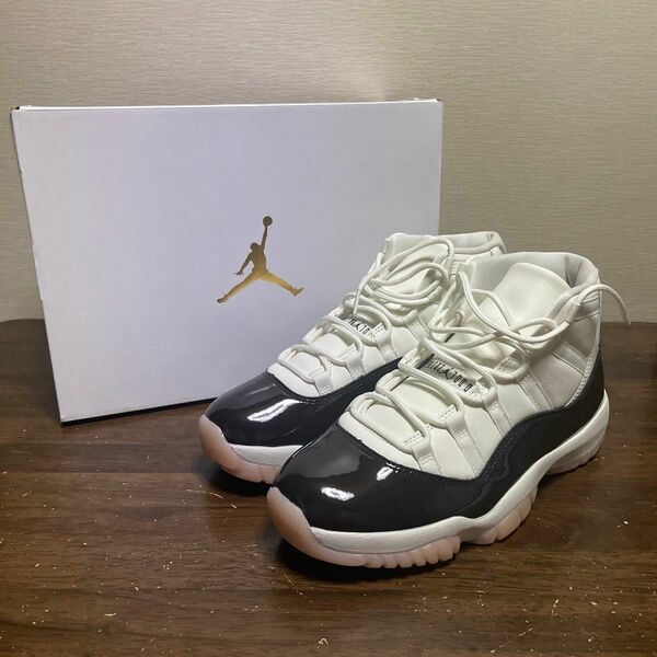 Wmns AJ11 RETRO NIKE AIR ジョーダン11 Neapolitan