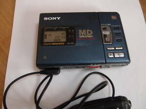 SONY　ポータブルMDレコーダー　MZ-R30　　動作品 　電地パック付き（LiP）リモコン、イヤホン付き