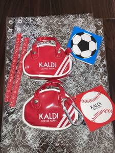 KALDl カルディ★オリジナル　レトロスポーツバッグ（チョコ6個入り）ラッピング袋付き　赤2個　新品未開封　レッド　キーホルダー　ポーチ