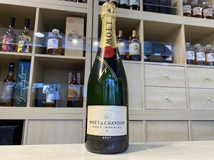 10654 Moet&Chandon yellowtail .toMOET&CHANDON Brut Inperial 750ml 12% * label damage 