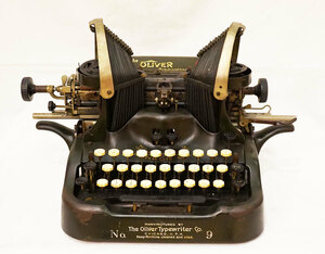 アメリカ　オリバー　タイプライター　Oliver Typewriter No.9　クラシック　中古品
