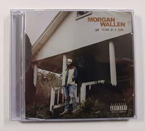 送料無料！ Morgan Wallen (モーガン・ウォレン) One Thing At A Time 2CD ※ケースが破損