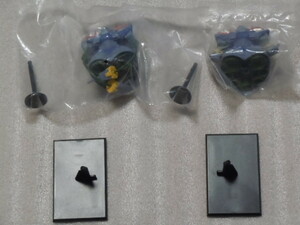 ガンダムコレクションDX１　ジオング　２種　説明書なし　台座傷みあり　中古品