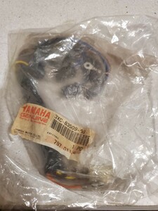 YAMAHA R1-Z 3XC-83509-00 ソケットコードアッセンブリ メーター部品　新品未使用 ヤマハ