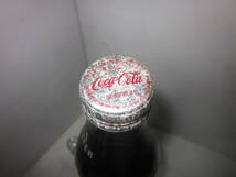 昭和レトロ　超レア物　コカ・コーラ　1リットルサイズ　ガラス瓶　未開栓　中身入り　1980年代　富士コカ・コーラ_画像5