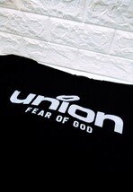 ★FOG ESSENTIALS エッセンシャルズ UNION 限定バックロゴパーカー 黒 M 反射リフレクターロゴHOODIE Fear of God新品2022AW_画像8