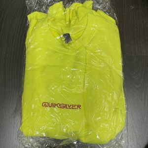 お得セール 1円スタート 新品未使用 タグ外し QUIKSILVER クイックシルバー トレーナー 裏地ボア レモン色 Lサイズ スウェット 蛍光 黄色