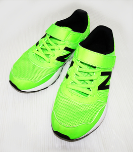 new balance ニューバランス YT570LM 21cm ライム キッズ スニーカー 子供靴 ランニングシューズ 運動靴 