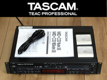 ★02 完動美品 稼働時間極少 TASCAM MD-CD1MK3 現行品2012年製 業務用MDLP/CD複合機 取説/電源コード/新品MD2個付 ★_画像1