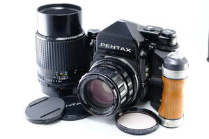 【D10A】★売り切り★PENTAX ペンタックス 67 TTL + Super-Multi-Coated TAKUMAR/6X7 105mm F2.4 + 200mm F4 木製グリップ付き MF 中判