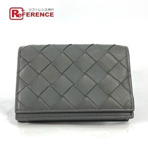 新品同様 BOTTEGA VENETA ボッテガヴェネタ 605720 イントレチャート パスケース 名刺入れ 二つ折り カードケース グレー メンズ【中古】