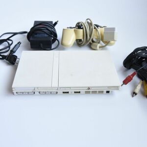 プレイステーション2 (SCPH70000)ホワイト