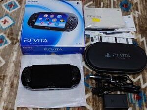 PS Vita PCH-1000 本体 充電器 本体ケース 説明書類 箱