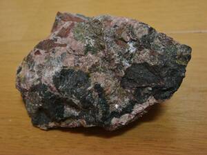 稀少 チェコ産　ピッチブレンド　ボトリオイダル状　原石　ラジウム鉱石　ラドン