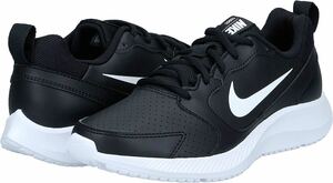 NIKE ウィメンズ トドス BQ3201-001/27.5cm ワッフル状のラグをノンラバーのアウトソールに少し長めに配置し、効率的な足の回転をサポート