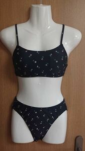 * black × small floral print * bikini 2 point set *9M*yoshinoto* made in Japan *