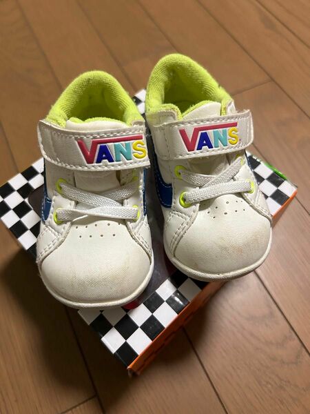 ベビーシューズ　vans