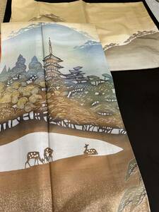 日舞家所蔵品★【極上新品】京都染匠名門「染の川勝謹製」 154万 本場牛首紬「奈良風景文様 法隆寺 若草山 鹿」砥粉色「ろうけつ染」訪問着