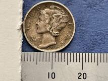 ☆送料無料【アメリカ銀貨：1942年（S）1ＤＩＭＥ（10セント）、マーキュリー、カタログ値（2.5ｇ、silver900）】銀貨　J021☆_画像3