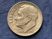☆送料無料【アメリカ銀貨：1964年1ＤＩＭＥ（10セント）、ルーズベルト、カタログ値（2.5ｇ、silver900）】銀貨　J025☆_画像1