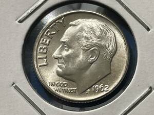 ☆外国銀貨【アメリカ銀貨：未使用、1962年1ＤＩＭＥ（10セント）、ルーズベルト、カタログ値（2.5ｇ、silver900）】銀貨　J078☆