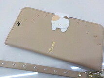 TIN★☆在庫あり32　iPhone11　手帳型ケース ベージュ　茶系　猫　iP19_61-COT05 Beige 新品未使用　3-10-5_画像4