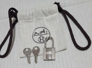 未使用に近い★エルメス HERMES クロシェット カデナ KEY パドロック 鍵 シルバーキー 160 南京錠 バーキン ケリー ボリード かぎ　カギ