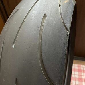 中古MCタイヤ 2022年製造 MICHELIN 2CT pilot POWER 180/55ZR17 ミシュラン パワー 180 55 17 1522 A2869の画像2