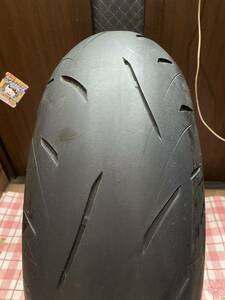 中古MCタイヤ 2023年製造 DUNLOP SPORTMAX ROADSPORT2 190/50ZR17 ダンロップ スポーツマックス ロードスポーツ2 190 50 17 1023 A2880