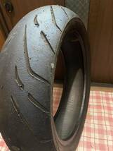 中古MCタイヤ 2021年製造 Continental ContiRoad 180/55ZR17 コンチネンタル 180 55 17 4921 A2883_画像4