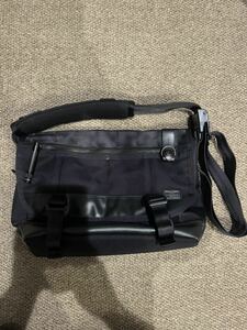 PORTER HEAT MESSENGER BAG (L) 703-07967 メッセンジャーバッグ (L) ヒート 吉田カバン ポーター