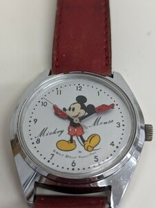 ミッキーマウス　腕時計　ディズニー　JAPAN 50-7050T