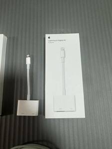 ほぼ新品 Apple 純正Lightning HDMI アダプタ ケーブル iPhone 13 フィルム 充電 SDカード リーダー 