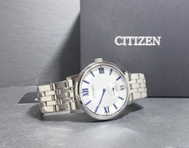 新品 シチズン CITIZEN 正規品 腕時計 クオーツ スモールセコンド ステンレスベルト ホワイト アナログ腕時計 プレゼント ギョーシェ彫り_画像6