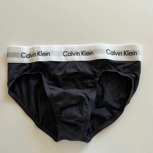 Calvin klein カルバンクライン メンズビキニ　S(XS) チャコールグレー　ビキニブリーフ　メンズインナーウエア　男性ビキニ　男性下着