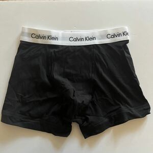 Calvin klein カルバンクライン メンズボクサー　S(XS) ブラック　メンズインナーウエア　ボクサーパンツ　黒　男性下着　筋肉男子