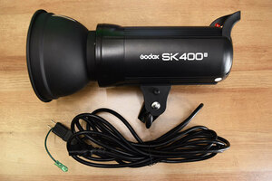 完全動作品 GODOX SK400Ⅱフラッシュ ストロボ リフレクター付き 400Ws Xシステム内蔵 GN65 5600K 150W Bowensマウント モデリングランプ