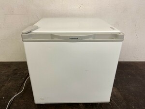 【 動作確認済み 】 2018年製 TOSHIBA 冷蔵庫 27L GR-HB30GAL ブラウン 左開き （３）