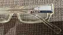 プラダ PRADA メガネ メガネフレーム クリアカラー サイズは小さ目 ケース付き 中古 おしゃれ_画像3