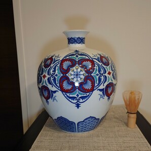 前田翠鳳 作 鍋島献上焼 色鍋島 花瓶 壷 高さ約29.5cm 共箱の画像1