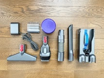 ★ 【動作確認済】 dyson ダイソン V10シリーズ SV12 cyclone サイクロン式コードレスクリーナー 付属品多数 ★_画像9