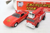 Road Tough EMERGENCY TEAM CHEVROLET CORVETTE FIRE 消防車 箱付 4台セット 中国製 コレレ_画像3