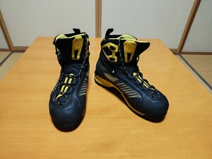 【良品】登山靴 マムート Taiss Tour Mid GTX Men トレッキングシューズ メンズ ゴアテックス