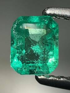 「大特価」エメラルドルース　0.32ct KS100-704