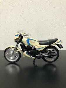 RZ350 1/12 バイク　オートバイ　YAMAHA 旧単車　プラモデル RZ250 タミヤ　ハセガワ　アオシマ　フジミ